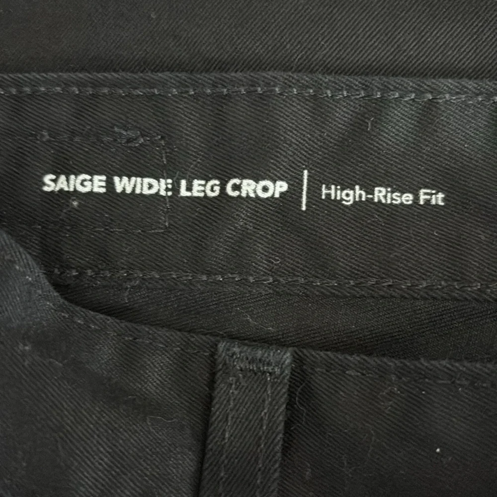AG Saige Wide Leg Crop Cotton Jeans in Midnight High Rise Fit - Size 27 - Picture 4 of 7